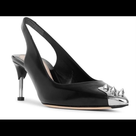 Alexander McQueen Studded Toe Pumps - Picture 2 of 12